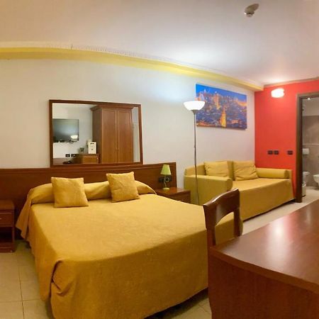 Actor Hotel Genua Zewnętrze zdjęcie