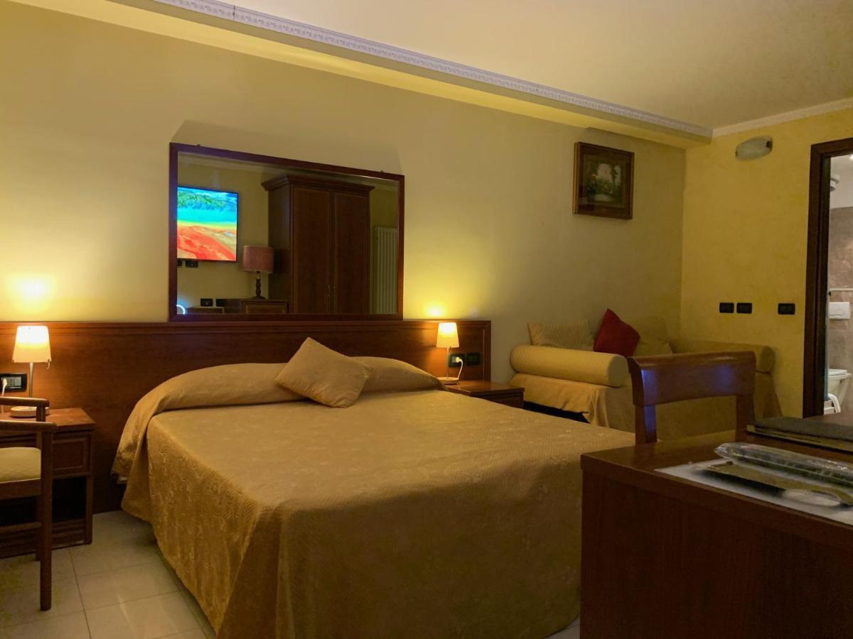 Actor Hotel Genua Zewnętrze zdjęcie